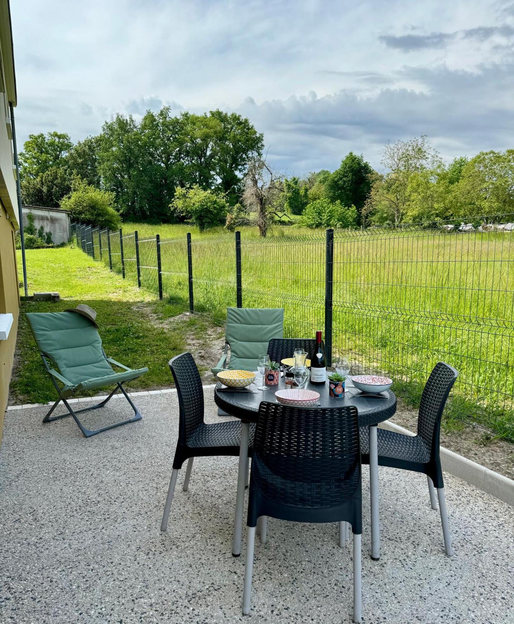 La Maisonette Arelo Couffy Eksteriør billede